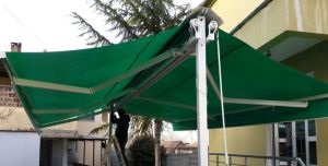 Kartepe Belediyesi'nden Camilere Tente Uygulaması - Kartepe Belediyesi ilçe genelinde bakım ve temizliğe ihtiyacı olan 12 camiye tente uygulamasına başlatıldı.